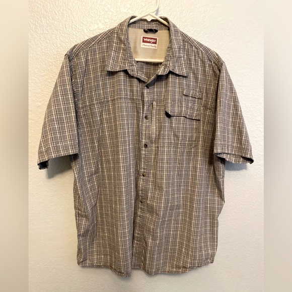 Blue plaid Wrangler button down - Picture 1 of 4